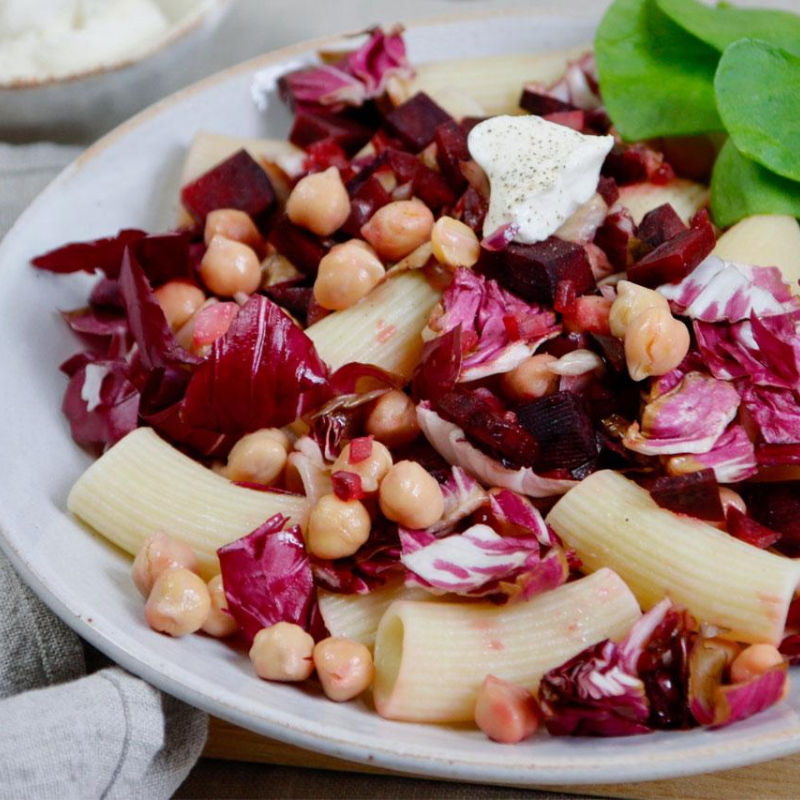 Radicchio-Ricotta-Pasta mit Rote Bete
